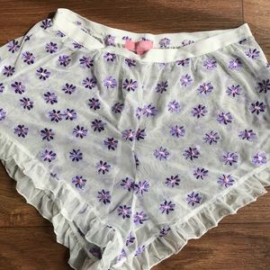 BRAND NEW SUGARTHRILLZ EMBROIDERED SHORTS